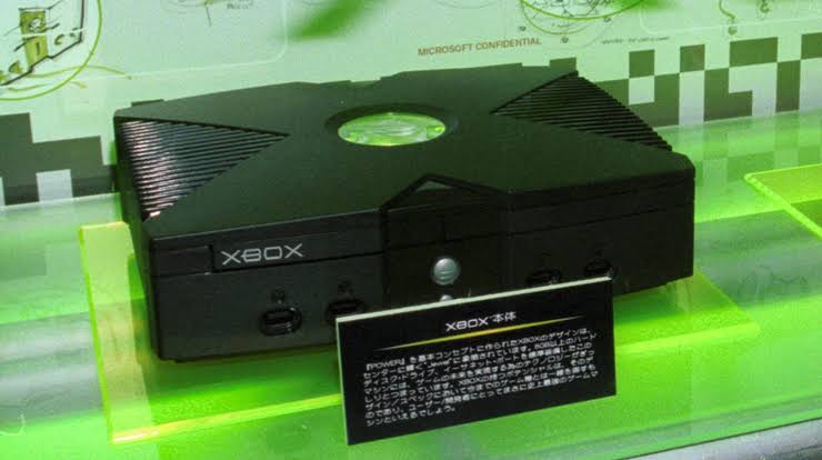 Você não vai acreditar como era o kit de desenvolvimento do primeiro Xbox! 2