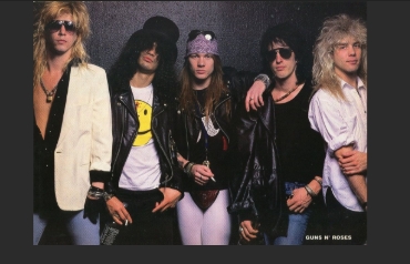 Axl Rose: 62 Anos de Rock, Rebeldia e Poder de Microfone 5 Axl Rose: 62 Anos de Rock, Rebeldia e Poder de Microfone 5