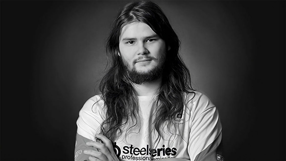 Campeão de LoL Faleceu aos 36 Anos