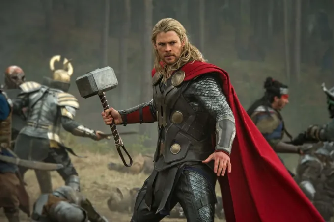 Chris Hemsworth como Thor