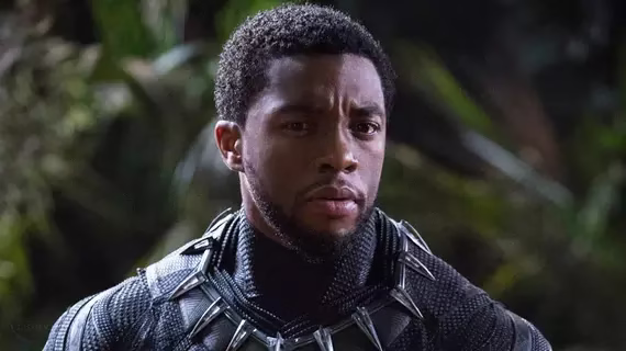 Astro de Pantera Negra ganha estrela póstuma