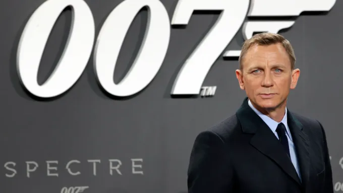Por que você deveria maratonar James Bond hoje na Netflix?