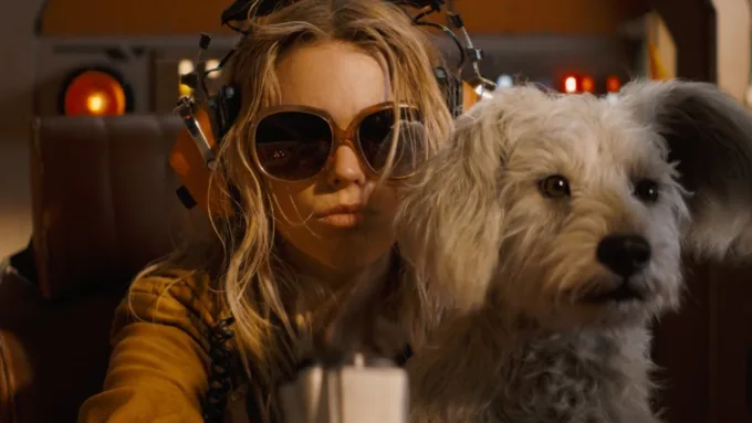 Supergirl: Warner Bros. Pictures lança trailer e pôster oficiais do novo filme da DC