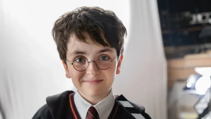 Harry Potter: Série da HBO resgata cena icônica de Hagrid cortada dos filmes