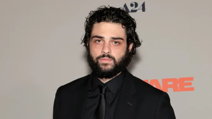 John Rambo: Sylvester Stallone retorna em novo prequel com Noah Centineo