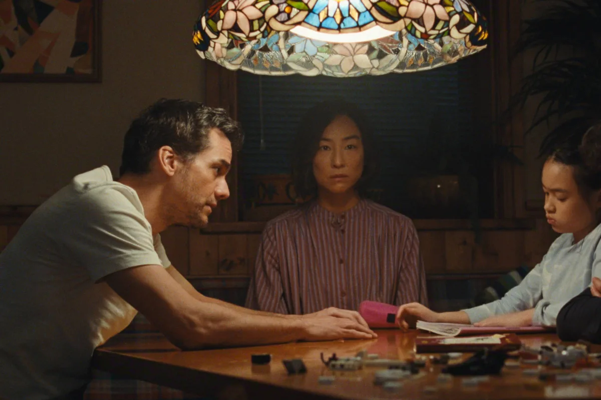 "A Última Casa" suspense da Netflix com Wagner Moura e Greta Lee ganha trailer oficial; assista 3 'A Última Casa' suspense da Netflix com Wagner Moura e Greta Lee ganha trailer oficial; assista