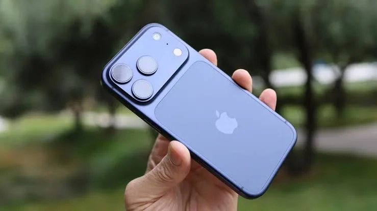 IPhone 18 Pro terá bateria maior, mas o segredo da autonomia está em outro lugar 3 IPhone 18 Pro terá bateria maior, mas o segredo da autonomia está em outro lugar 3