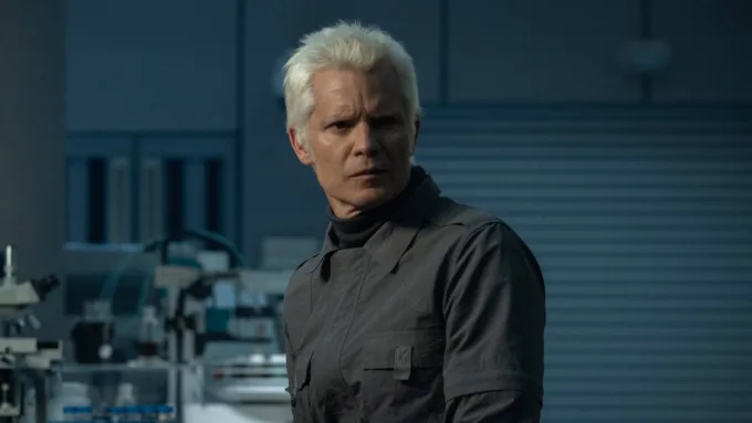 Sam Spruell revela detalhes inéditos sobre seu papel na 2ª temporada de Alien: Earth