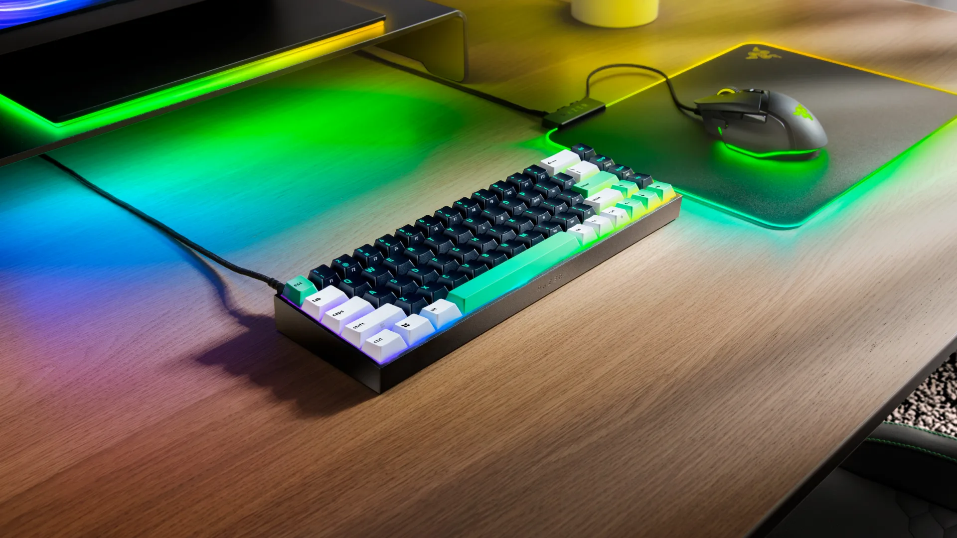 Razer Reclusa X Mini 65% estreia com foco em personalização e alto desempenho para jogos 2 Razer Reclusa X Mini 65% estreia com foco em personalização e alto desempenho para jogos